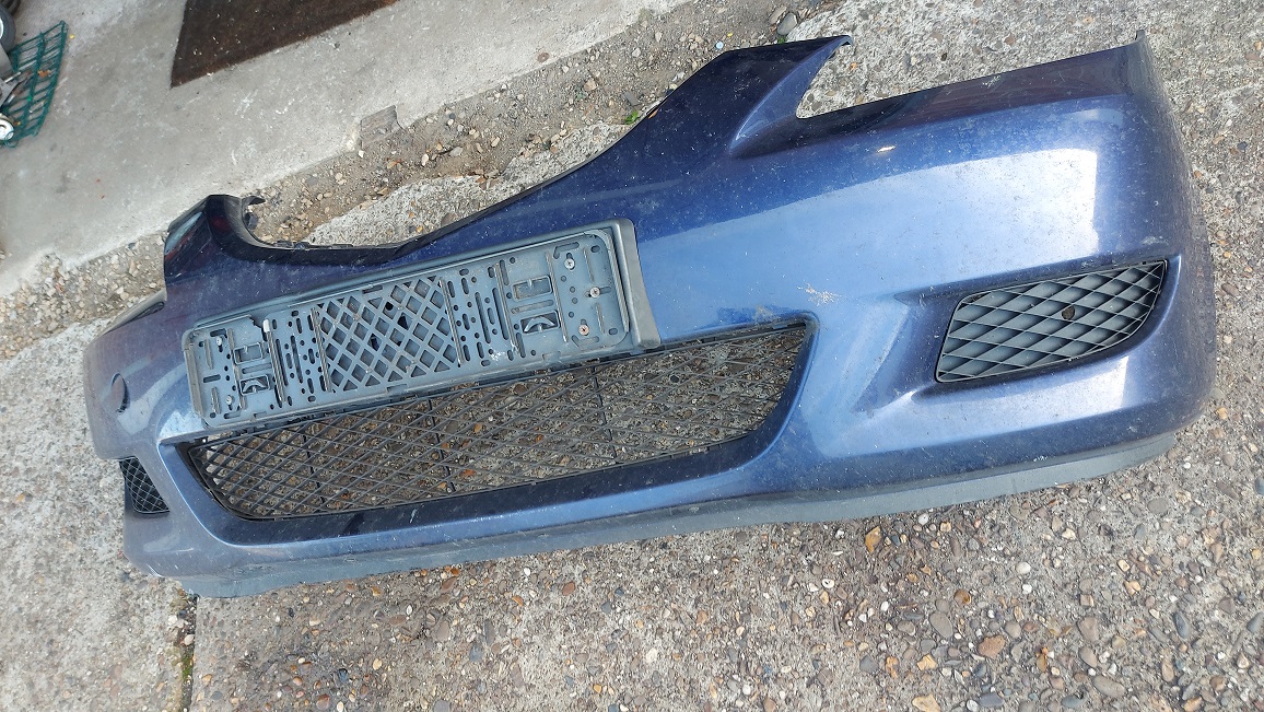 Voorbumper blauw Mazda 3 uit 2004