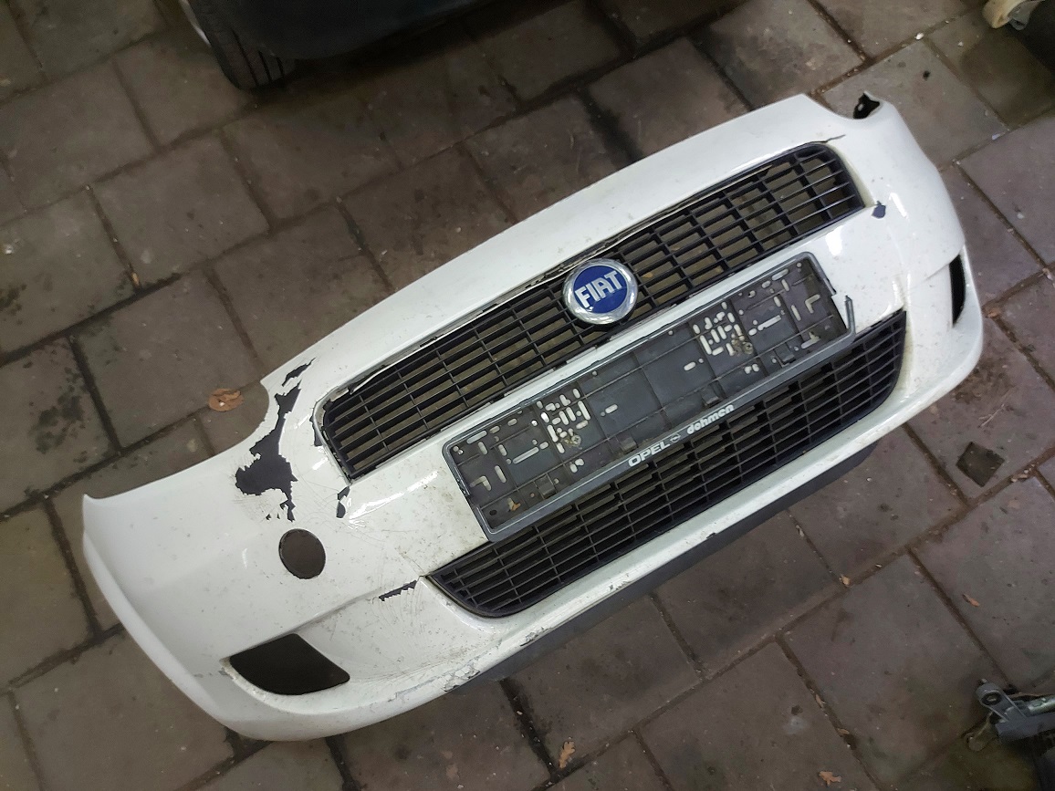 karakter Labe gijzelaar Voorbumper wit Fiat Punto 2007 - autoparts guna