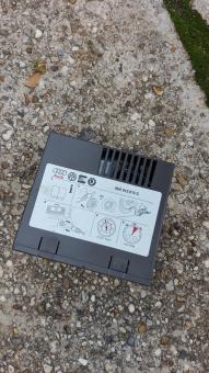 Lucht compressor in kofferbak VW Passat 2011