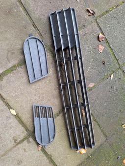 images/productimages/small/grilletjes-voorbumper-swift-2005.jpg