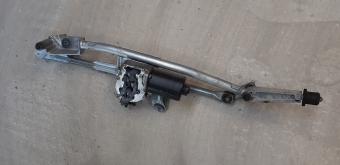 images/productimages/small/ruitenwisser-motortje-voorzijde-v70.jpg