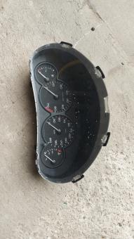 Tellerklok unit Peugeot 206 uit 2001