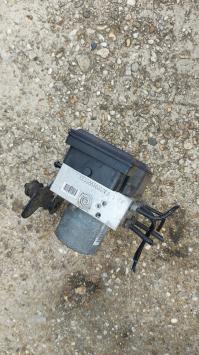 ABS pomp VW Passat 2011