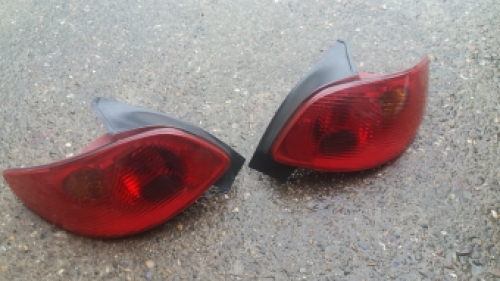 Set achterlichten Peugeot 206 uit 2002