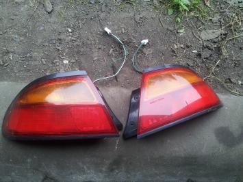 Set buitenste achterlichten Mazda 323f ba 1995