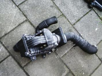 Luchtslang Mazda 323f bg 1989-1994