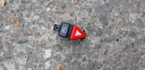 Gevarenlicht knopje A Klasse