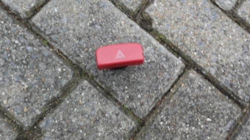 Knopje gevarenlichten Alfa 156 uit 2000