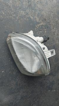 Linker koplamp Seicento 1999