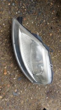 Linker koplamp Citroen C3 uit 2004