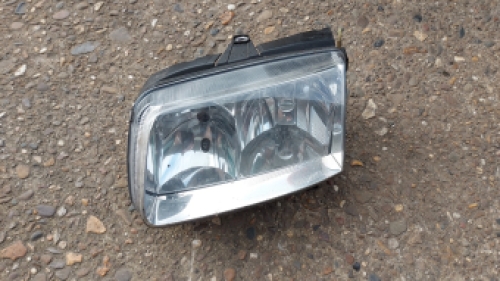 Linker koplamp VW Polo 2001