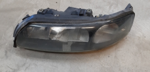 Linker koplamp Volvo V70 uit 2004