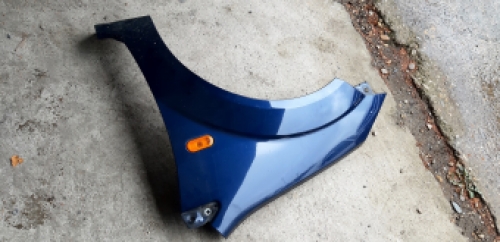 Linker blauw voorscherm Ford Fiesta 2004