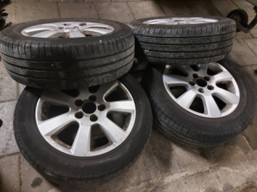 Set 16 inch LM velgen + banden Opel Zafira