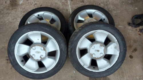 Set 15 inch LM Ford Puma velgen, 4 x 108