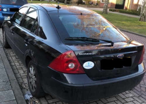 Setje gasveren achterklep Mondeo sedan 2002