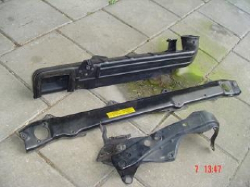 Set bovenste delen bij radiateur Mazda MX 3