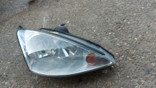 Rechter koplamp Ford Focus 2004