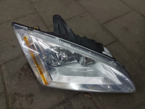 Rechter koplamp Ford Focus 2005