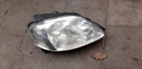 Rechter koplamp VW  Fox 2004