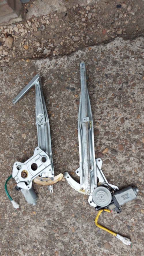 Set elec raammechanismes Ignis 2004