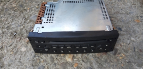 Originele radio cd speler Peugeot 307 uit 2005