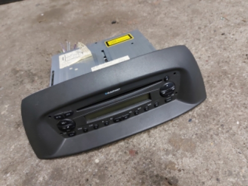 Originele radio cd speler Fiat Punto 2001