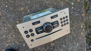 Grijze originele radio cd speler CD 30 MP3 Corsa D