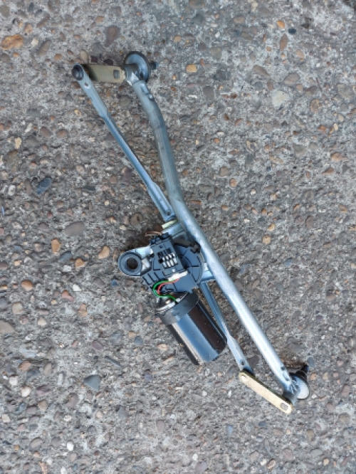 Ruitenwisser motortje voorzijde E46 Sedan