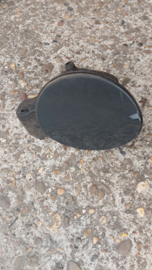 Grijs tankdop klepje VW Fox 2004