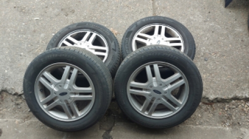 Set originele Ford 15 inch LM velgen