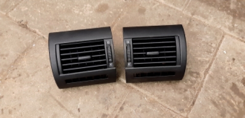 Set ventilator roosters dashbord VW Fox 2004