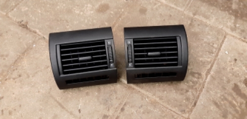 Set ventilator roosters dashbord VW Fox 2004