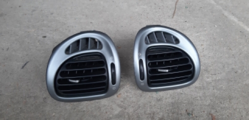 Set ventilator roosters Citroen Xsara Picasso 2004