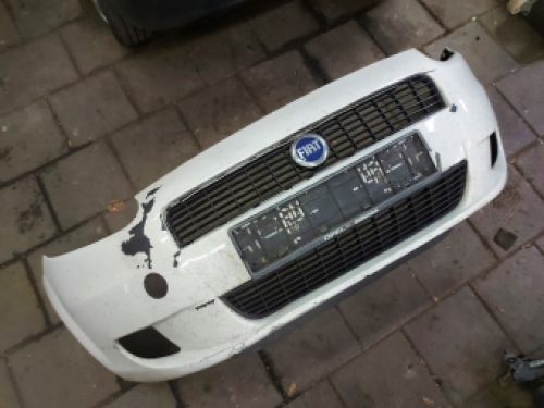 Voorbumper wit Fiat Punto 2007