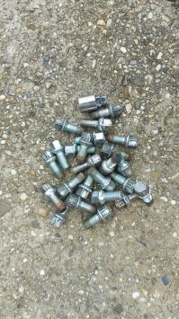 Set wielbouten VW Passat 2011