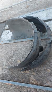 Set voorste wielkuipen Opel Corsa C